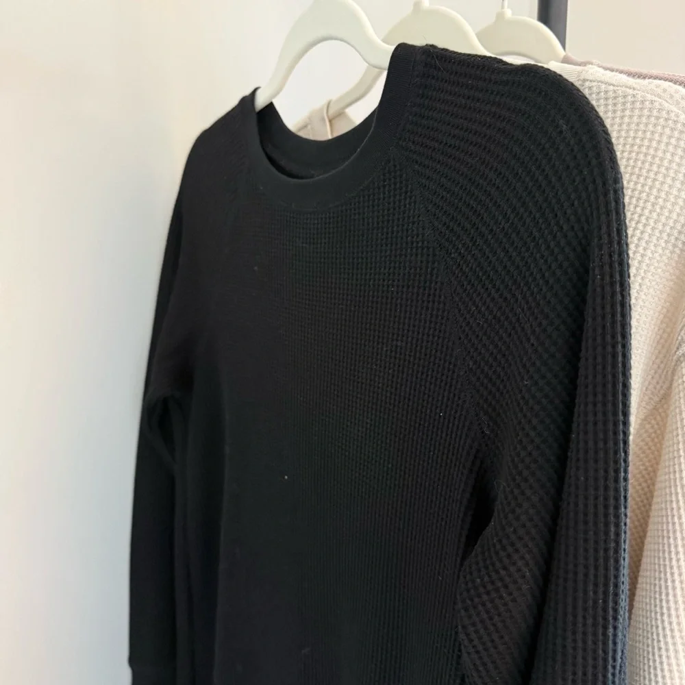 Black, Cream, and Tan Long Sleeve High End Waffle Dresses (Lot of 3) - Picture 4 of 10